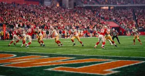 Campo de futbol americano listo para el arranque de la temporada NFL 2026