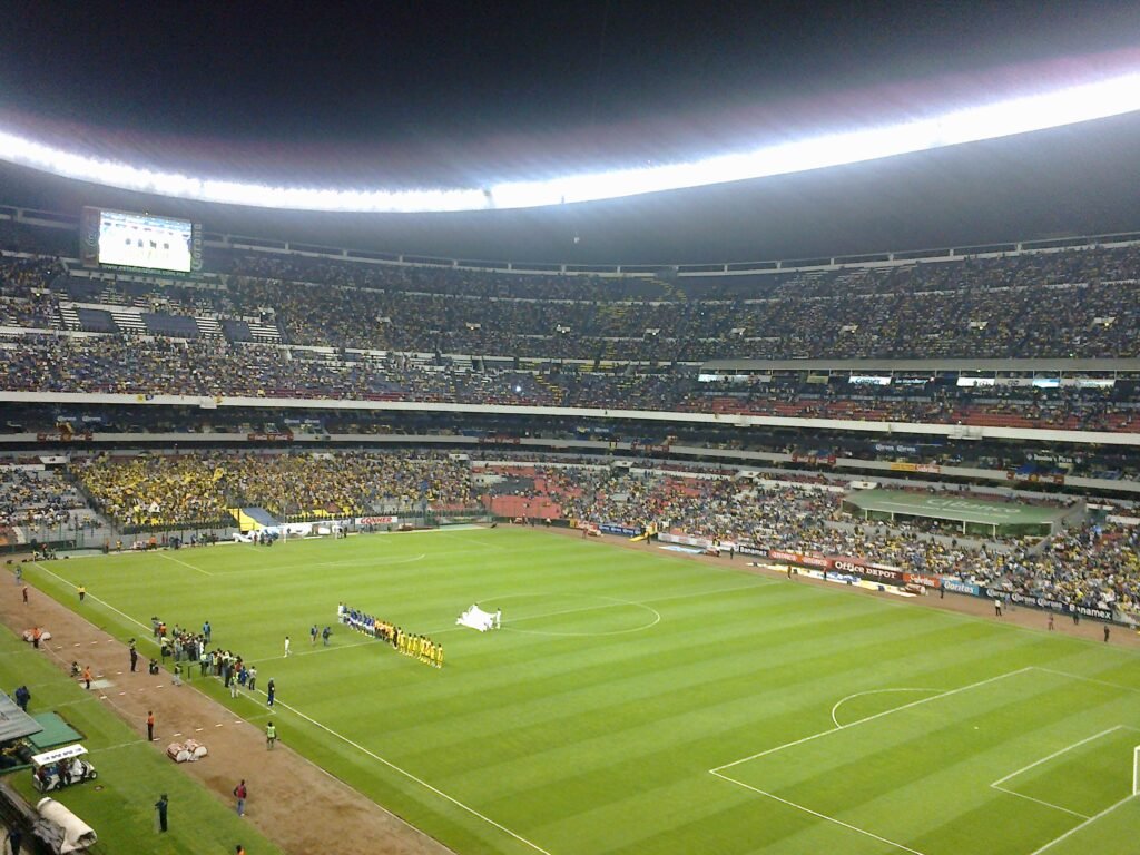 Panorámica del Estadio Azteca durante un América contra Cruz Azul